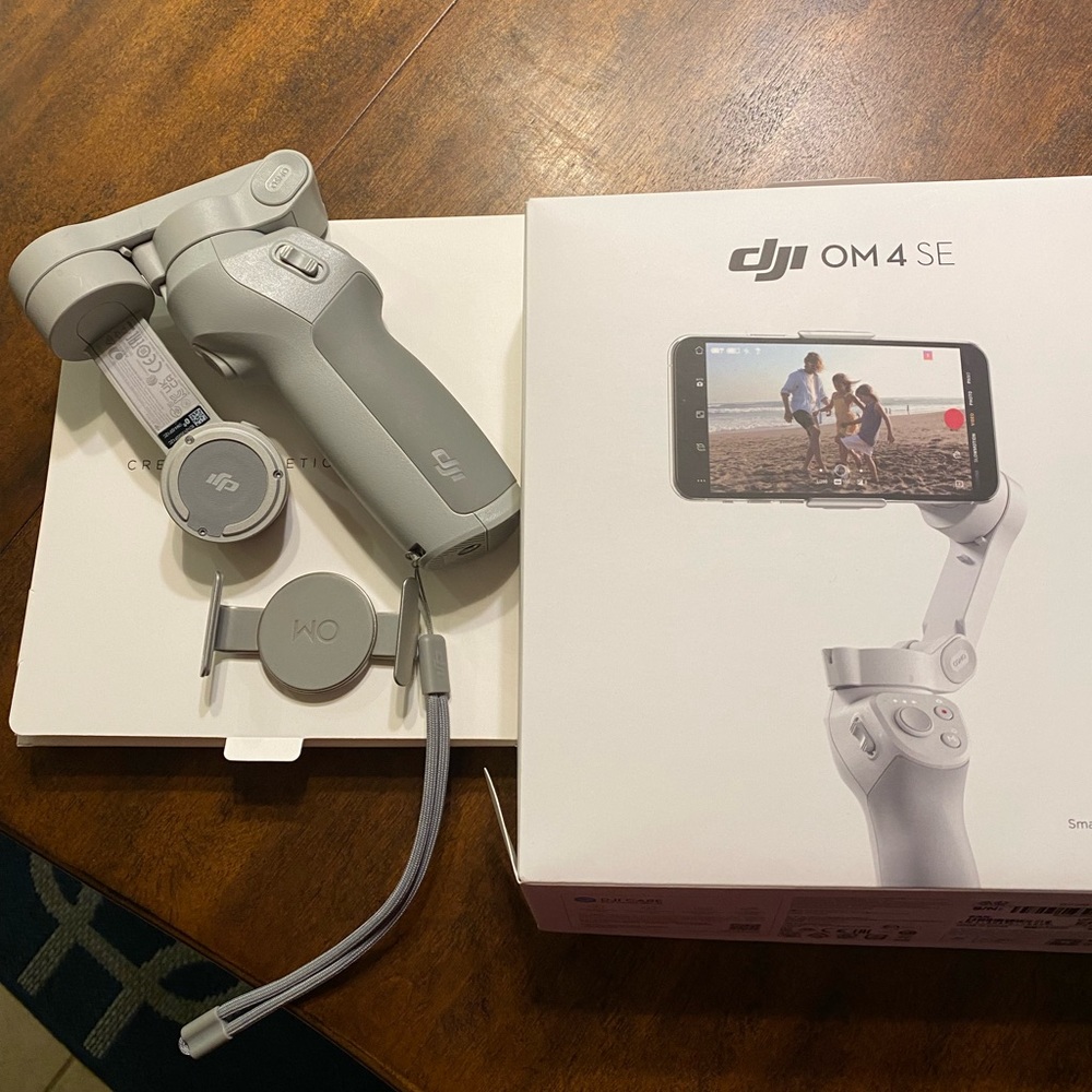 DJI OM SE 4